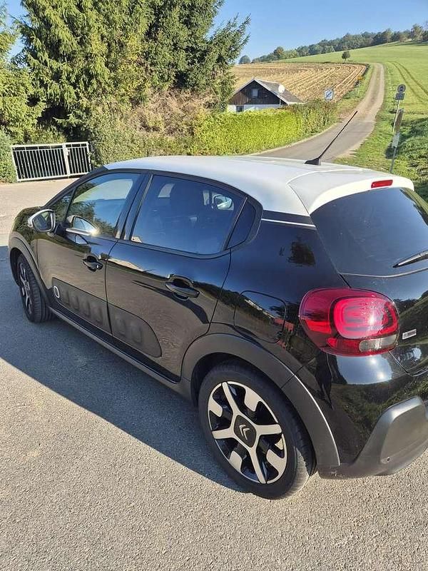 Gebraucht Citroën C3 PureTech 82 PS (60 kW) 2018 Schwarz Limousine