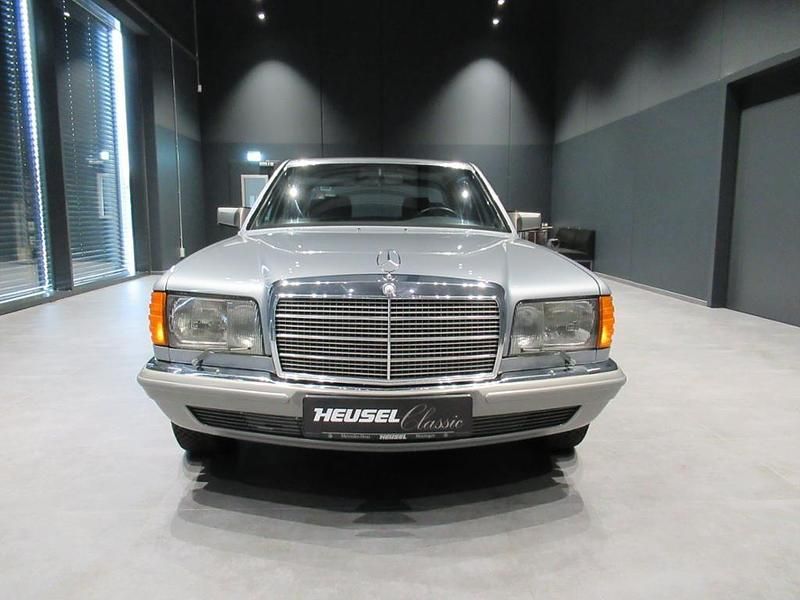 Gebraucht Mercedes 380 218 PS (160 kW) 1981 Blau Limousine