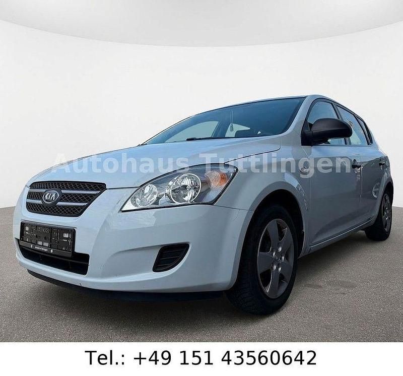 Gebraucht Kia Ceed 109 PS (80 kW) 2008 Weiß Kleinwagen