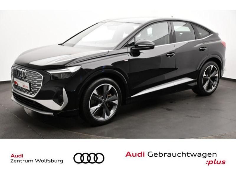 Mythosschwarz metallic (metallic) Gebraucht 2022 Audi e-tron S-Line SUV | 28.990 € (Superpreis) - Bild 1/4