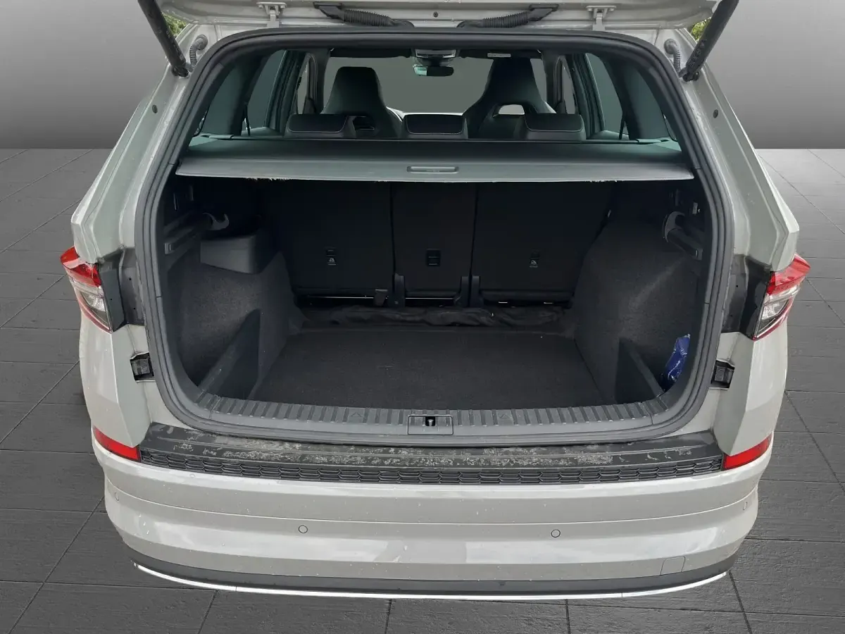 Gebraucht Skoda Kodiaq SportLine 190 PS (139 kW) 2023 Stahlgrau SUV