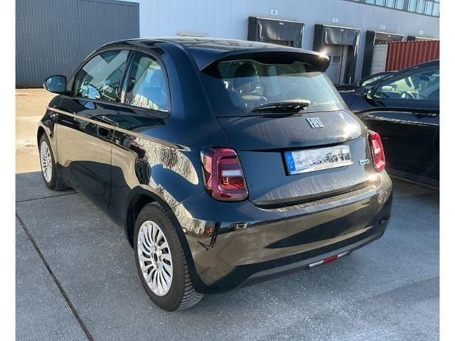 Gebraucht Fiat 500e Action 69 kW (95 PS) 2022 Onyx schwarz) (schwarz Kleinwagen