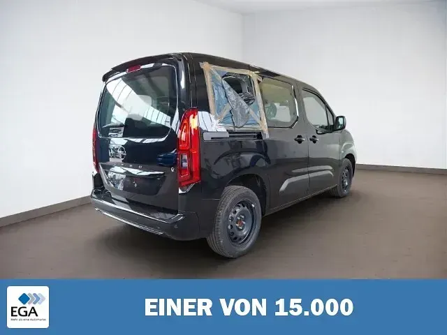 Neu Opel Combo-e Life Edition 100 kW (136 PS) 2025 Schwarz metallic