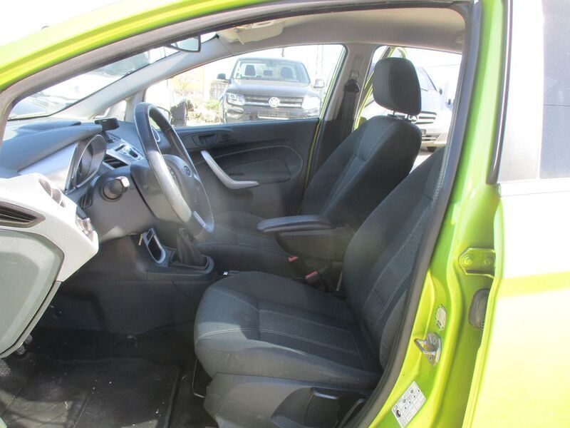 Gebraucht Ford Fiesta Titanium 82 PS (60 kW) 2010 Kleinwagen