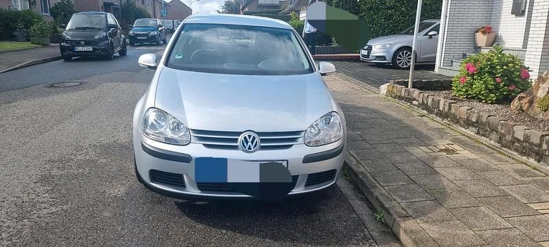 Silber Gebraucht 2005 VW Golf V Limousine | 5.200 € (Teuer) - Bild 1/4