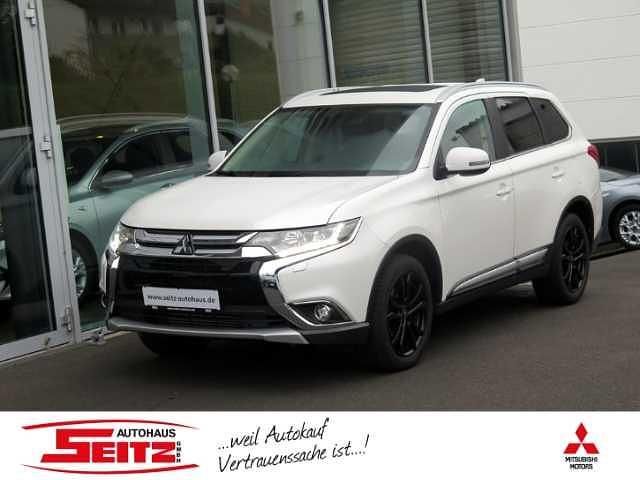 Weiß Gebraucht 2018 Mitsubishi Outlander Top SUV | 22.690 € (Teuer) - Bild 1/3