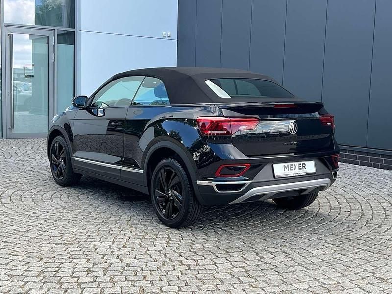Gebraucht VW T-Roc Cabriolet Style 150 PS (110 kW) 2024 Deep black perleffekt Cabrio