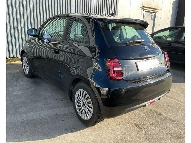 Gebraucht Fiat 500e Action 69 kW (95 PS) 2022 Colore esterno (onyx schwarz) Kleinwagen