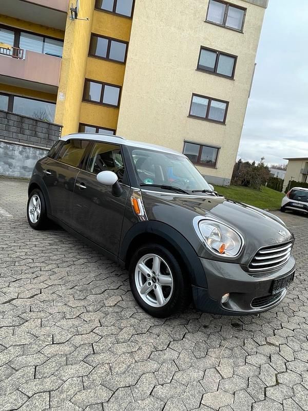 Grau Gebraucht 2011 Mini Cooper Countryman SUV | 6.200 € (Guter Preis) - Bild 1/4