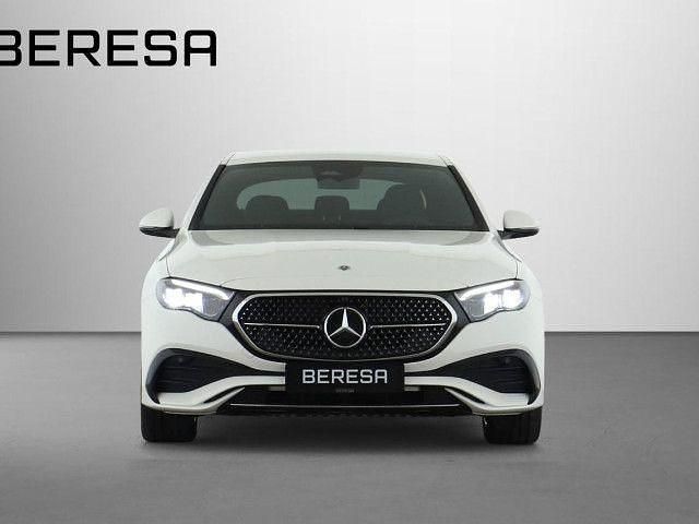 Gebraucht 2025 Mercedes E220 AMG line | 58.500 € (Fairer Preis) - Bild 1/4