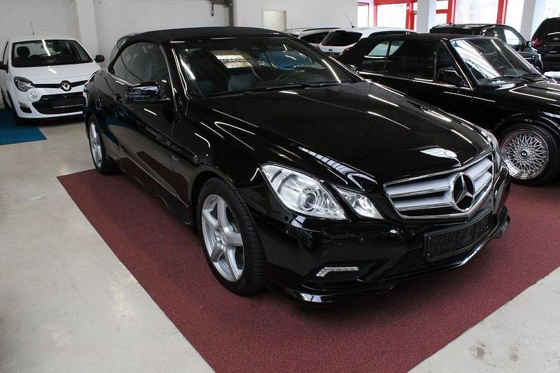 Gebraucht Mercedes E350 Avantgarde 231 PS (169 kW) 2010 Schwarz Cabrio