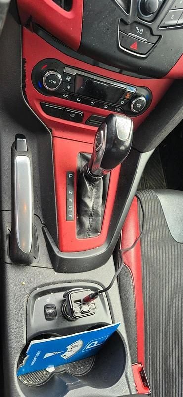 Schwarz Gebraucht 2012 Ford Focus Kombi | 3.300 € (Superpreis) - Bild 1/4