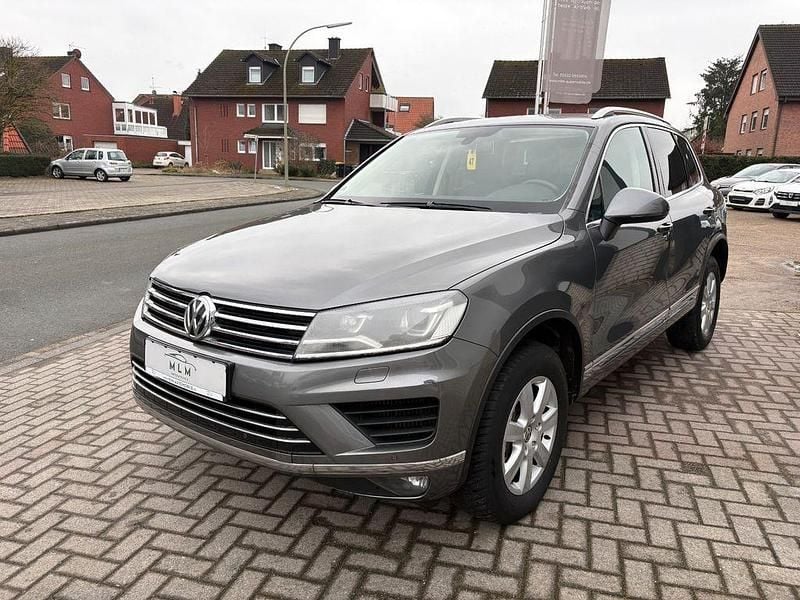 Gebraucht VW Touareg Terrain Tech 262 PS (192 kW) 2015 Meteorgrau/canyon grey SUV