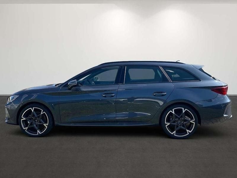 Neu Cupra Leon 150 PS (110 kW) 2025 "magnetic tech" Kombi