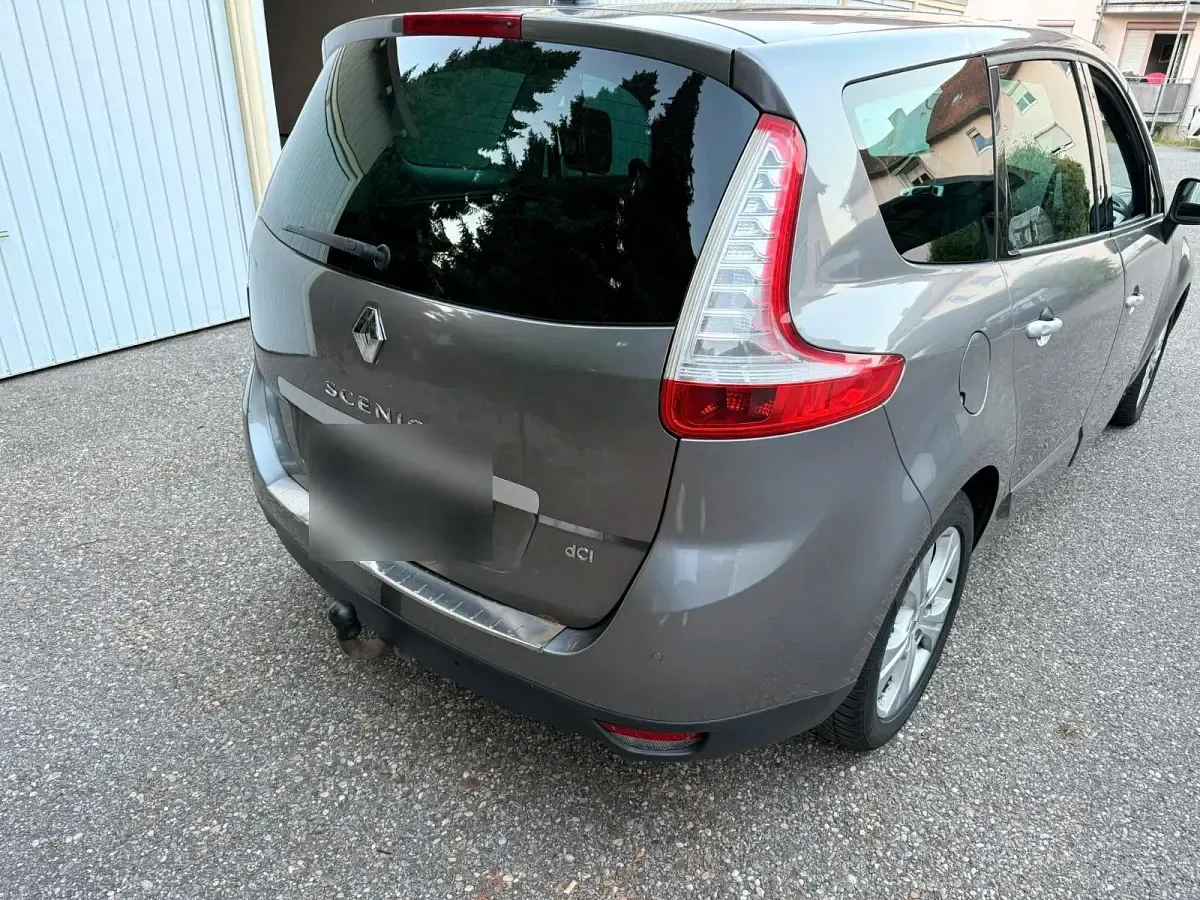 Occasion Renault Scénic III 150 ch (110 kW) 2011 Gris Monospace