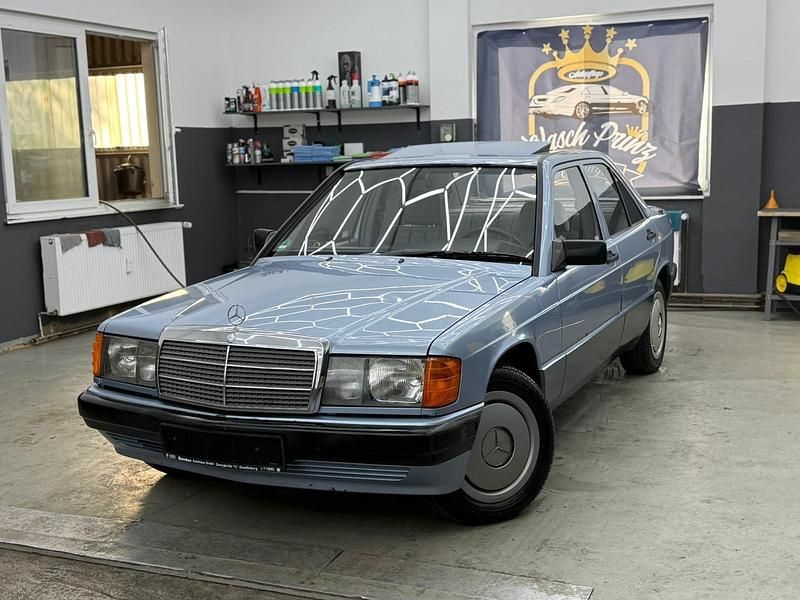 Blau Gebraucht 1991 Mercedes 190 Limousine | 5.000 € - Bild 1/4