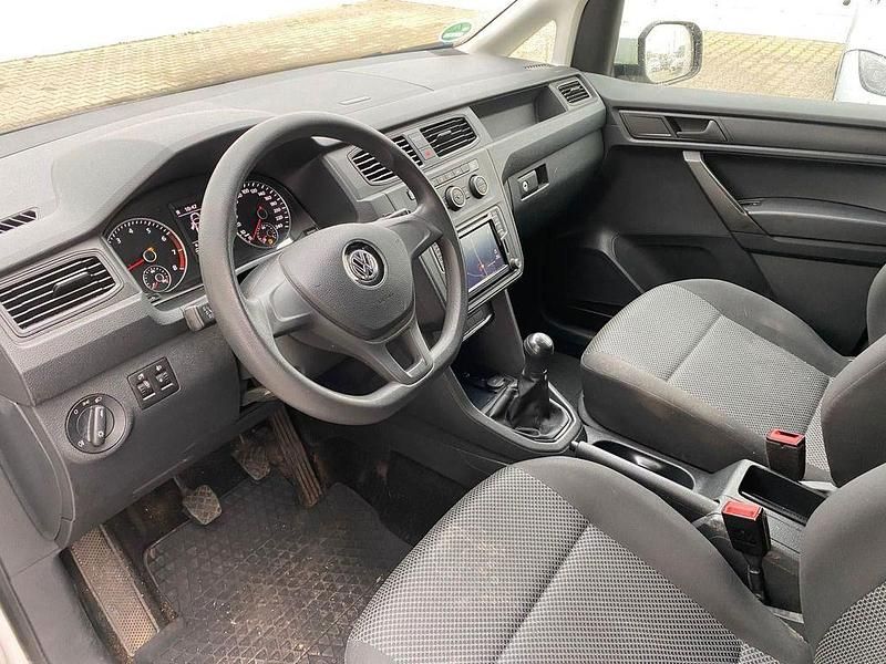 Gebraucht VW Caddy Trendline 102 PS (75 kW) 2019 Weiß Van / Kleinbus