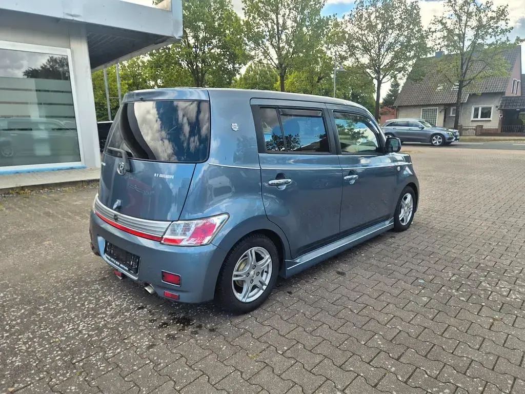 Gebraucht Daihatsu Materia 103 PS (75 kW) 2008 Blau Van / Kleinbus