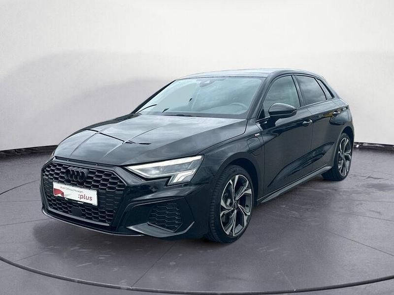 Gebraucht Audi A3 e-tron Ambiente 109 PS (80 kW) 2022 Schwarz Kleinwagen