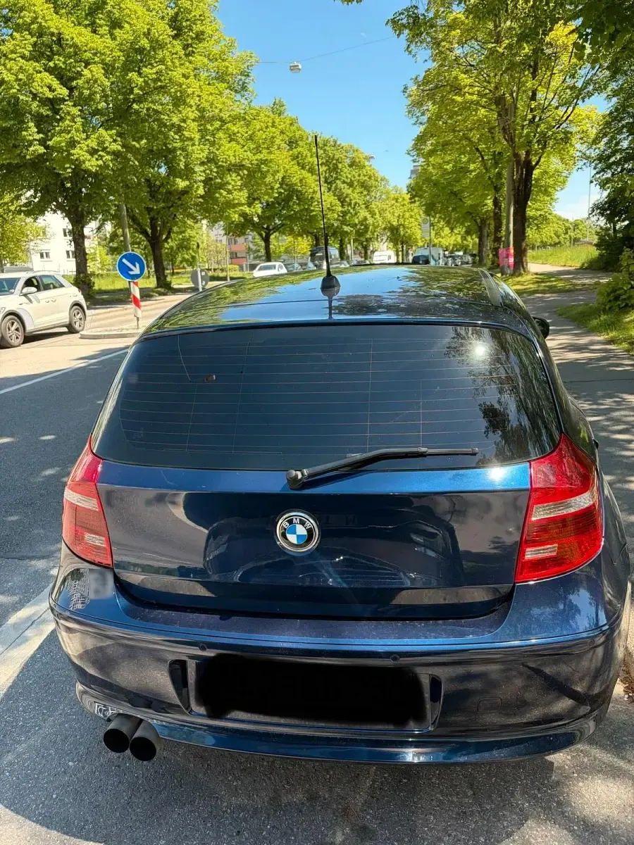 Gebraucht BMW 116 122 PS (89 kW) 2010 Blau Kleinwagen