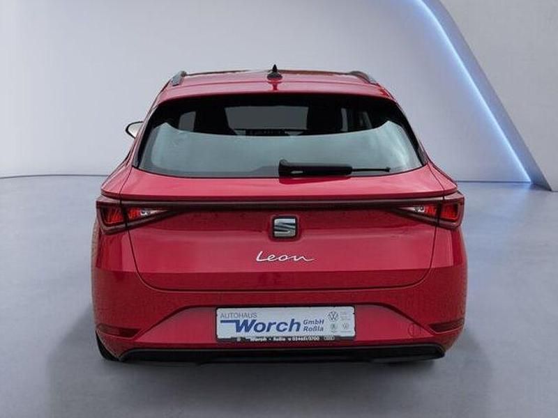 Gebraucht Seat Leon Style 150 PS (110 kW) 2021 Reinrot Kombi