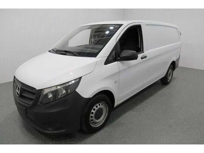 Gebraucht Mercedes Vito 102 PS (75 kW) 2019 Arktikweiss Van