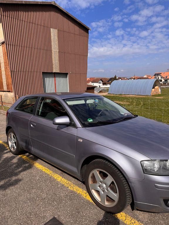 Gebraucht Audi A3 Ambiente 102 PS (75 kW) 2008 Silber Kleinwagen