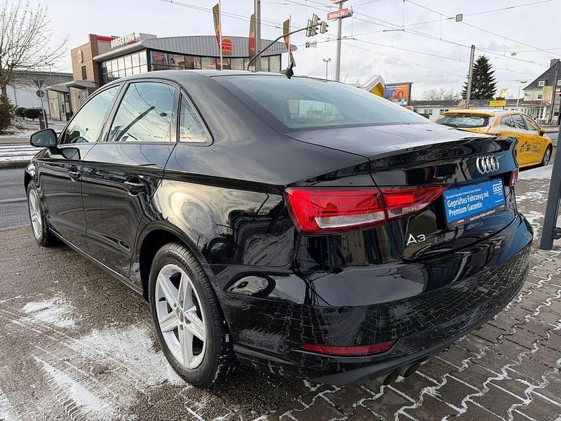 Gebraucht Audi A3 Comfort 150 PS (110 kW) 2020 Schwarz Limousine