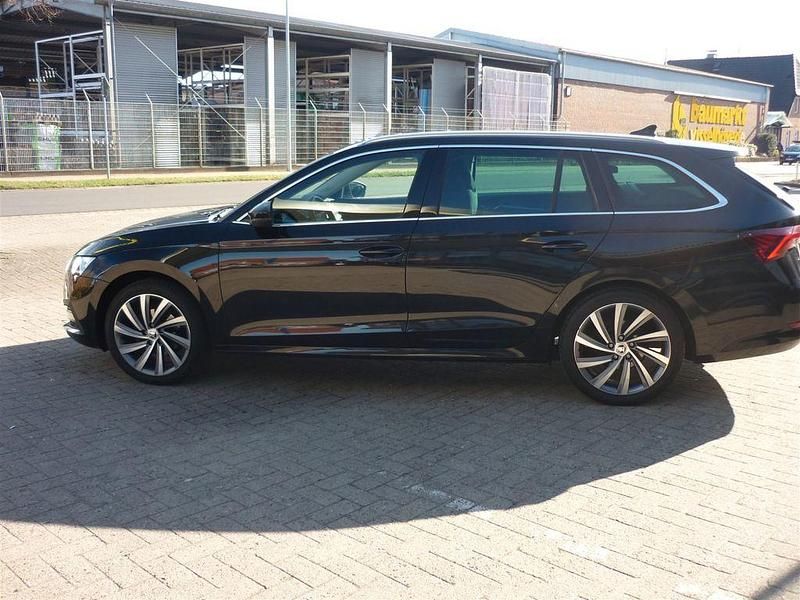 Gebraucht Skoda Octavia Style 150 PS (110 kW) 2022 Schwarz Kombi