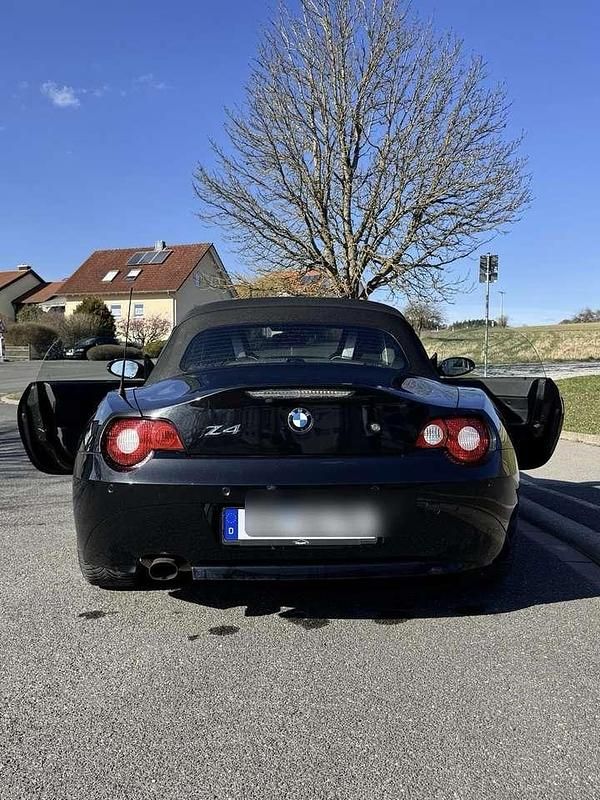 Gebraucht BMW Z4 150 PS (110 kW) 2006 Schwarz Cabrio