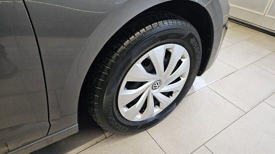 Gebraucht VW Polo Comfortline 75 PS (55 kW) 2018 Grau Kleinwagen