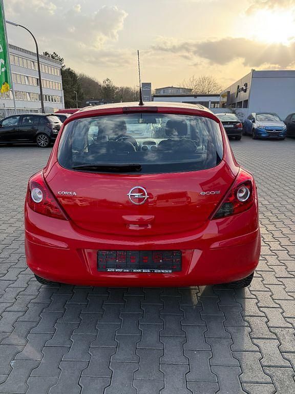 Gebraucht Opel Corsa Selection 69 PS (50 kW) 2012 Rot Kleinwagen
