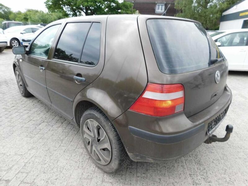 Gebraucht VW Golf IV 101 PS (74 kW) 2003 Braun Limousine
