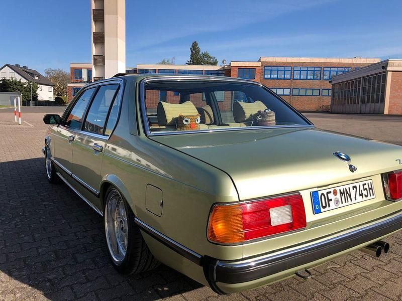 Gebraucht BMW 745 Performance 252 PS (185 kW) 1981 Grün Limousine