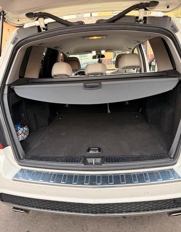 Gebraucht Mercedes GLK250 204 PS (150 kW) 2010 Weiß SUV