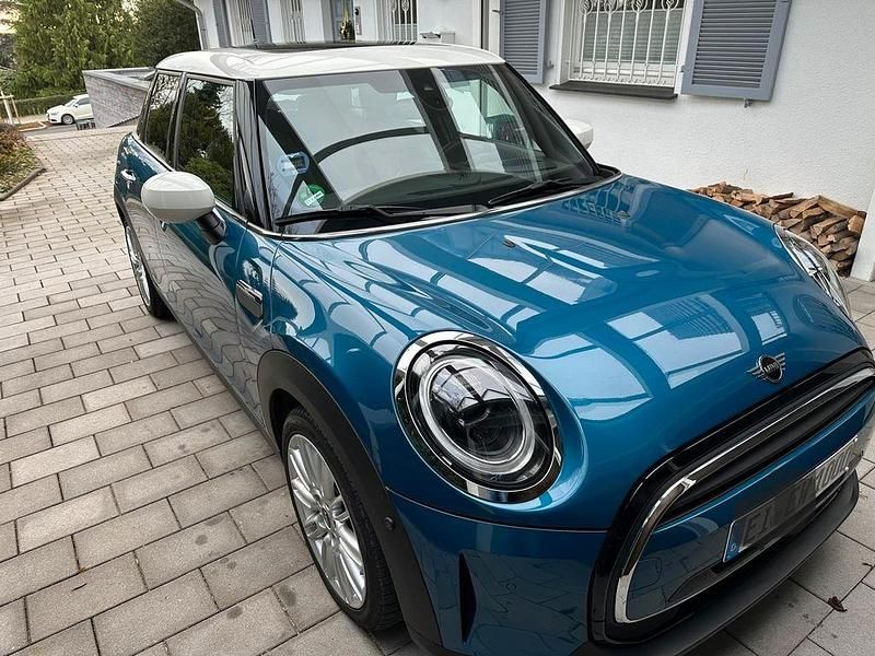 Blau Gebraucht 2024 Mini Cooper Kleinwagen | 23.500 € (Superpreis) - Bild 1/4