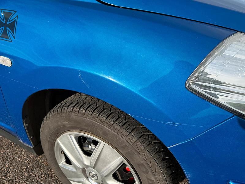 Gebraucht Nissan Tiida 110 PS (80 kW) 2008 Blau Limousine