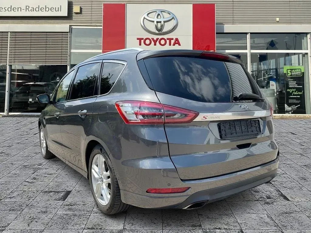 Gebraucht Ford S-MAX Titanium 239 PS (175 kW) 2015 Magneticgrau (metallic) Van / Kleinbus