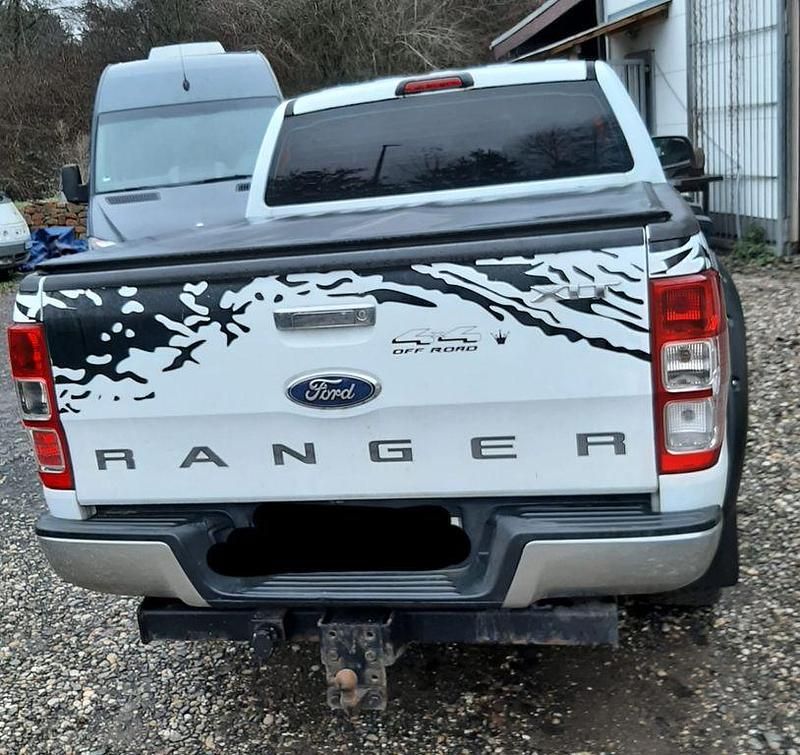 Gebraucht Ford Ranger 150 PS (110 kW) 2011 Weiß Pickup