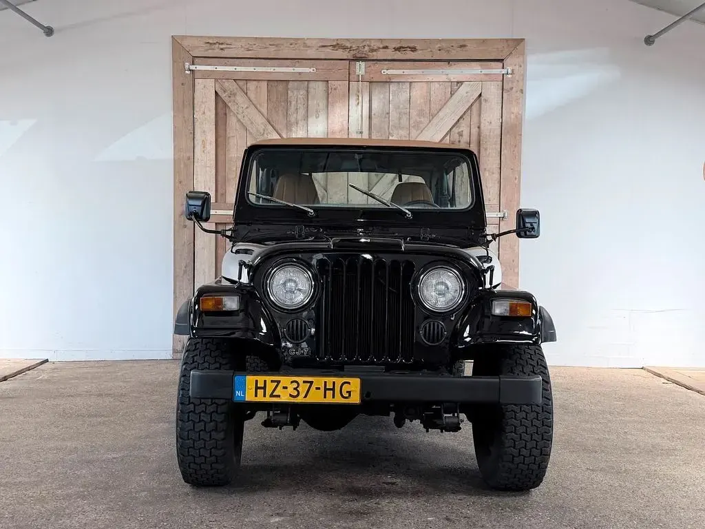Gebraucht Jeep CJ 88 PS (64 kW) 1982 Schwarz Cabrio