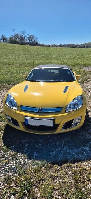 Second-hand Opel GT 300 CP (220 kW) 2007 Galben Cabrio
