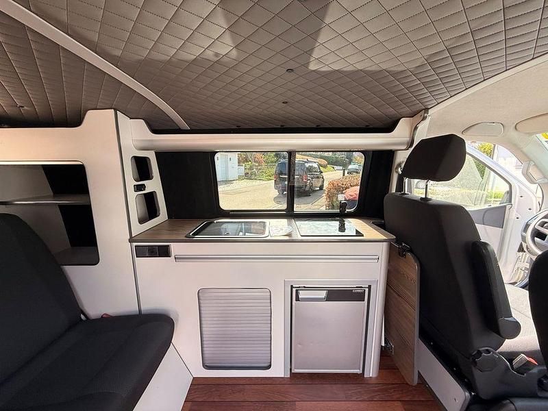 Gebraucht VW Transporter 102 PS (75 kW) 2018 Weiß Van