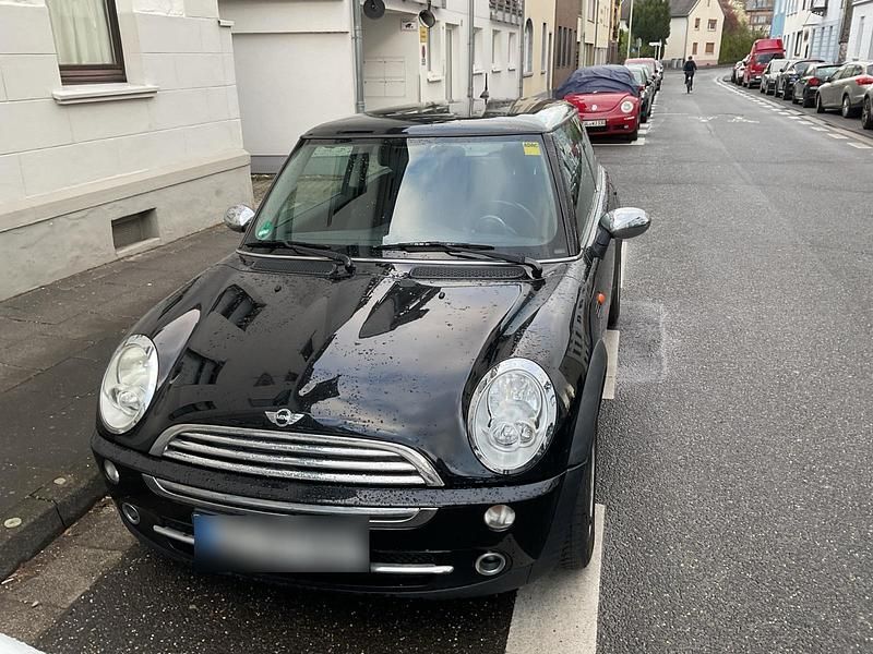 Second-hand Mini ONE 90 CP (66 kW) 2005 Negru Hatchback
