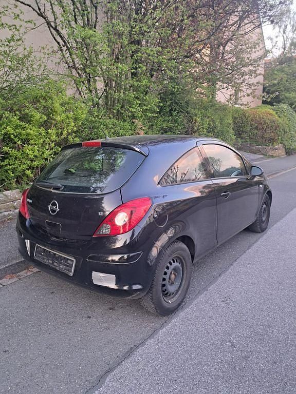 Second-hand Opel Corsa Edition 80 CP (58 kW) 2008 Negru Hatchback