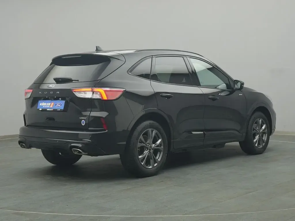 Gebraucht Ford Kuga ST-Line 224 PS (164 kW) 2022 Obsidianschwarz SUV