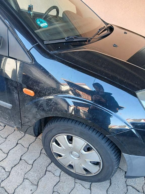 Gebraucht Ford Fiesta 69 PS (50 kW) 2005 Schwarz Kleinwagen