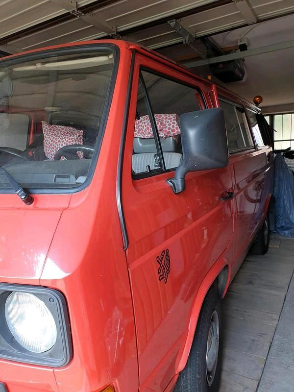 Rot Gebraucht 1987 VW T3 Van | 17.000 € - Bild 1/4