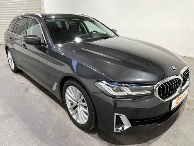 Gebraucht BMW 530e Luxury Line 292 PS (214 kW) 2021 Grau Kombi