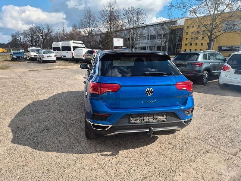 Gebraucht VW T-Roc Active 150 PS (110 kW) 2021 Blau SUV