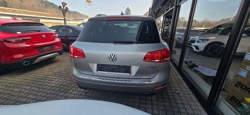 Gebraucht VW Touareg 333 PS (244 kW) 2010 Silber SUV